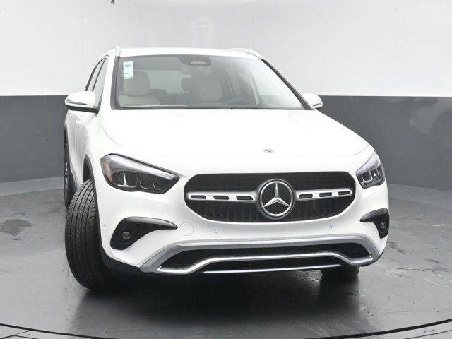 new 2025 Mercedes-Benz GLA 250 car, priced at $48,495