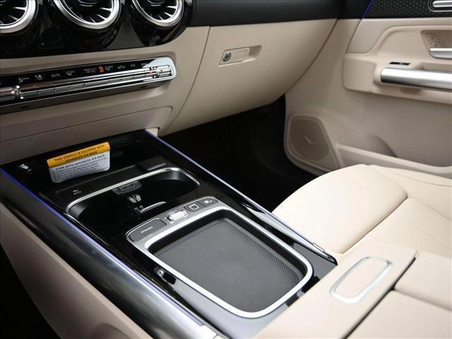 used 2025 Mercedes-Benz GLA 250 car, priced at $37,490