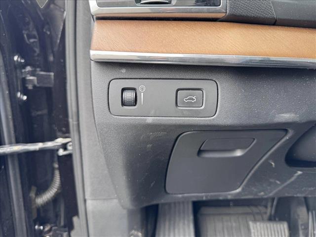 used 2018 Volvo XC90 car, priced at $23,990