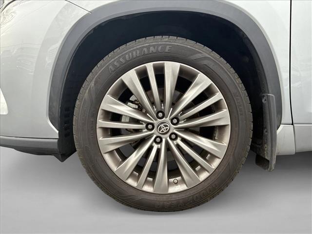 used 2020 Toyota Highlander car, priced at $27,990