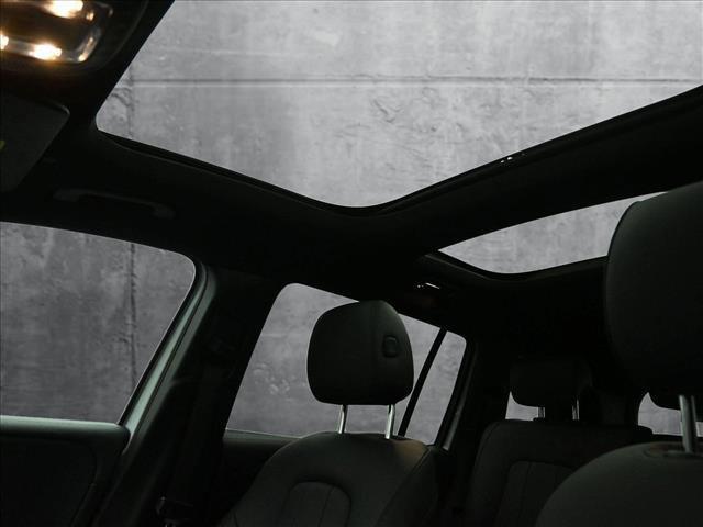 used 2020 Mercedes-Benz GLB 250 car, priced at $23,990