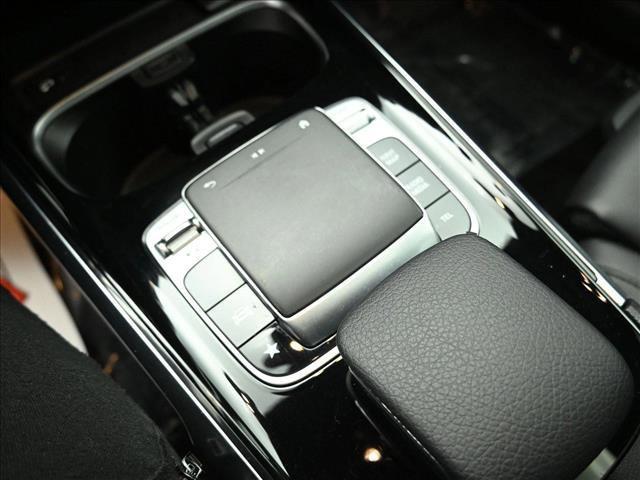 used 2020 Mercedes-Benz GLB 250 car, priced at $23,990