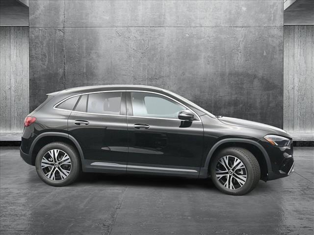 new 2025 Mercedes-Benz GLA 250 car, priced at $48,795