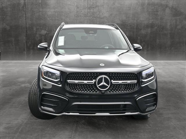 new 2024 Mercedes-Benz GLB 250 car, priced at $57,760