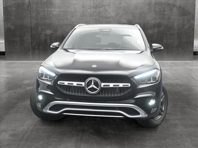 new 2025 Mercedes-Benz GLA 250 car, priced at $51,375