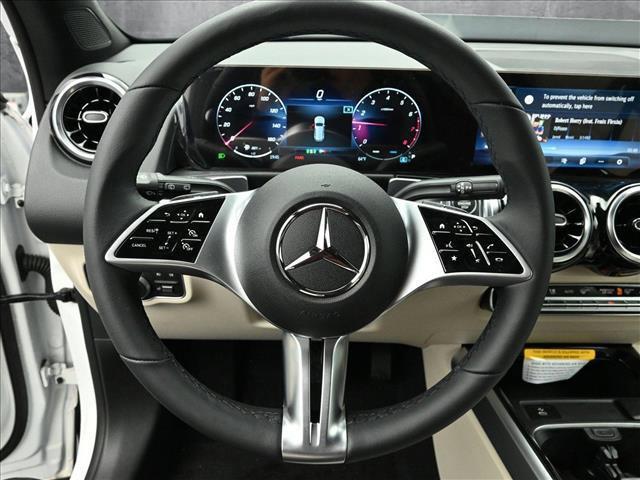new 2025 Mercedes-Benz GLB 250 car, priced at $46,550