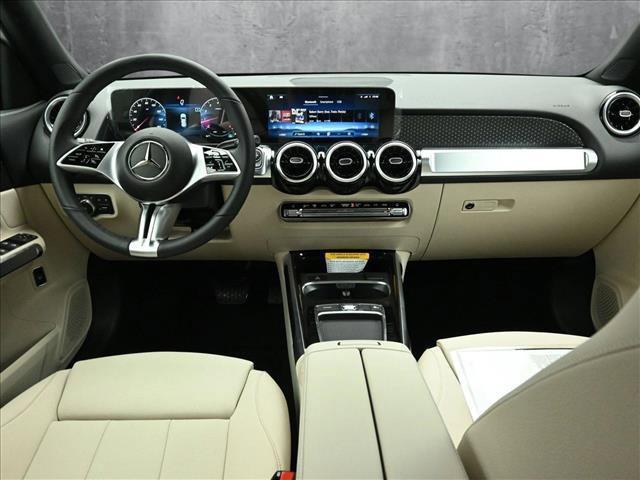 new 2025 Mercedes-Benz GLB 250 car, priced at $46,550