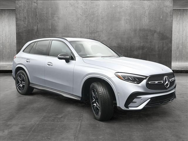 new 2024 Mercedes-Benz GLC 300 car, priced at $55,285