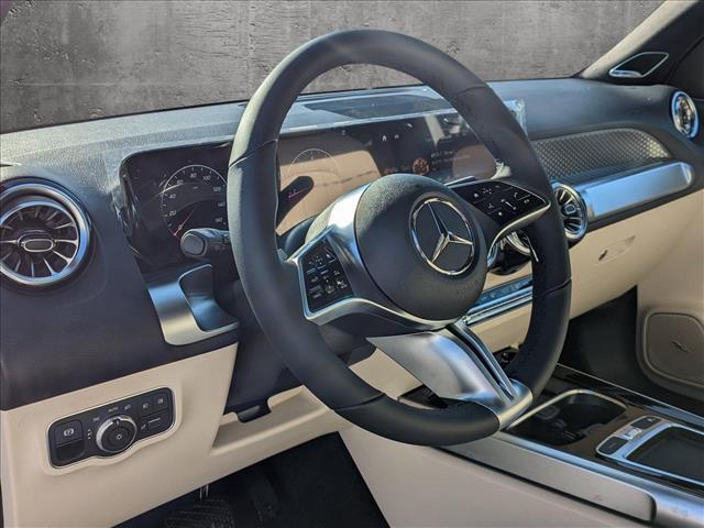 new 2024 Mercedes-Benz GLB 250 car, priced at $51,325