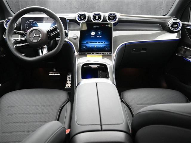 new 2025 Mercedes-Benz GLC 300 car, priced at $62,075