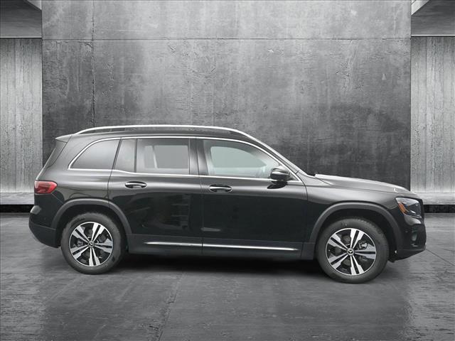 new 2025 Mercedes-Benz GLB 250 car, priced at $49,595
