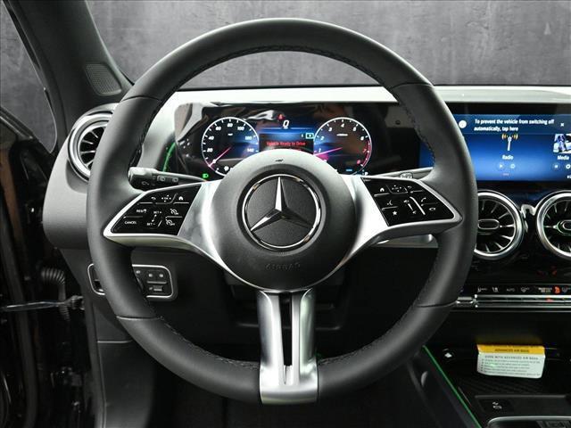 new 2025 Mercedes-Benz GLB 250 car, priced at $49,595