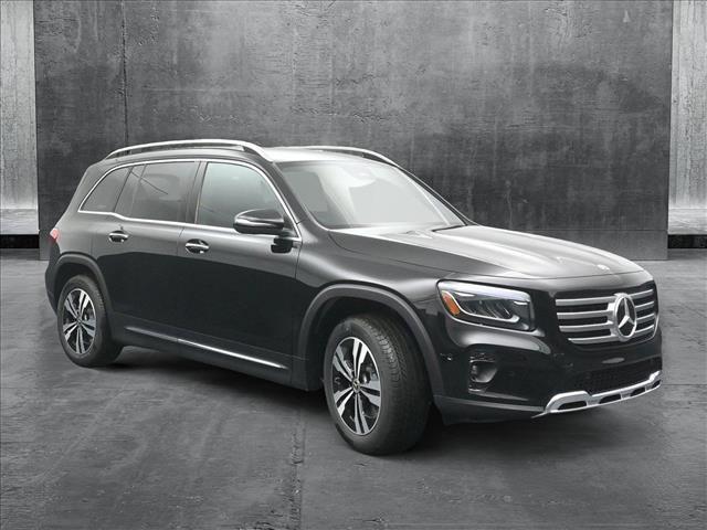 new 2025 Mercedes-Benz GLB 250 car, priced at $49,595