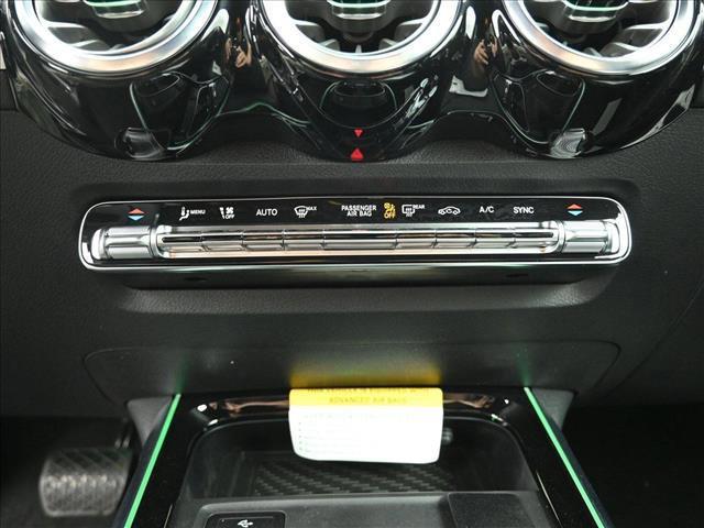 new 2025 Mercedes-Benz GLB 250 car, priced at $49,595