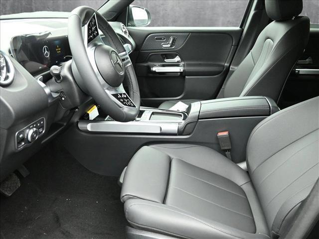 new 2025 Mercedes-Benz GLB 250 car, priced at $49,595