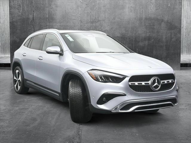 new 2025 Mercedes-Benz GLA 250 car, priced at $53,610