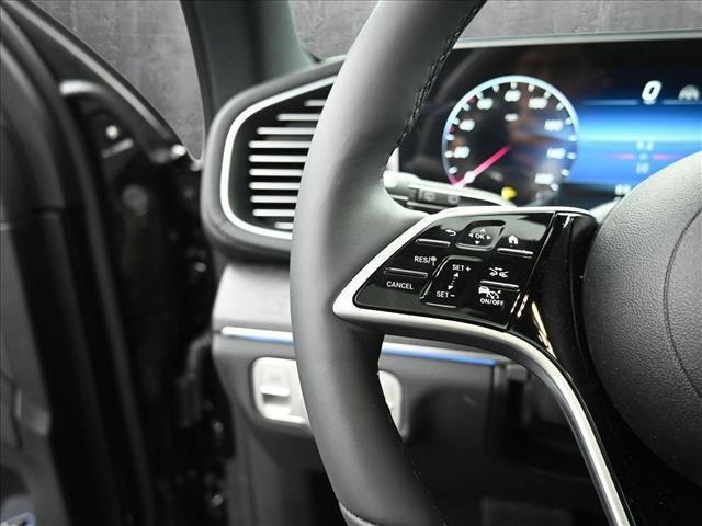 new 2025 Mercedes-Benz GLS 450 car, priced at $91,945