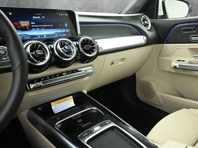 new 2025 Mercedes-Benz GLB 250 car, priced at $51,095