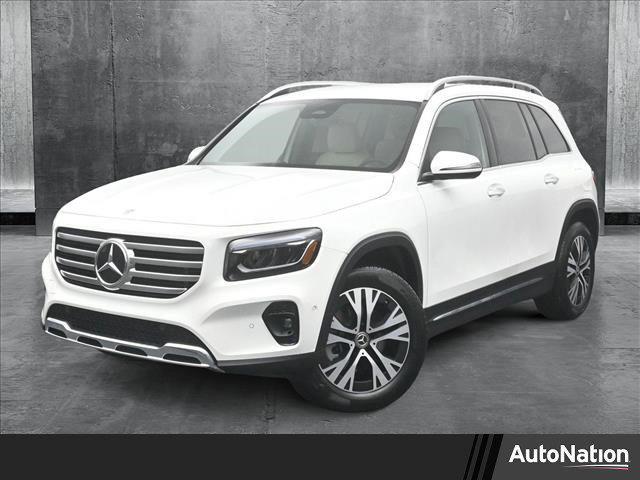 new 2025 Mercedes-Benz GLB 250 car, priced at $51,095