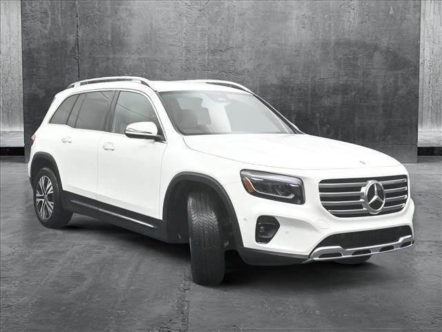 new 2025 Mercedes-Benz GLB 250 car, priced at $51,095