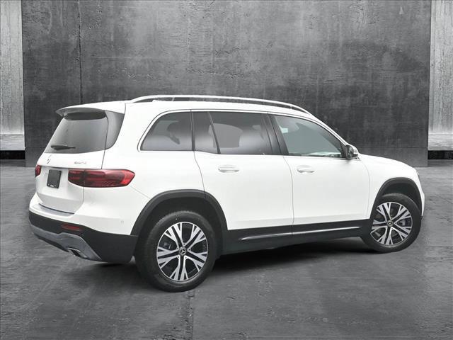 new 2025 Mercedes-Benz GLB 250 car, priced at $51,095