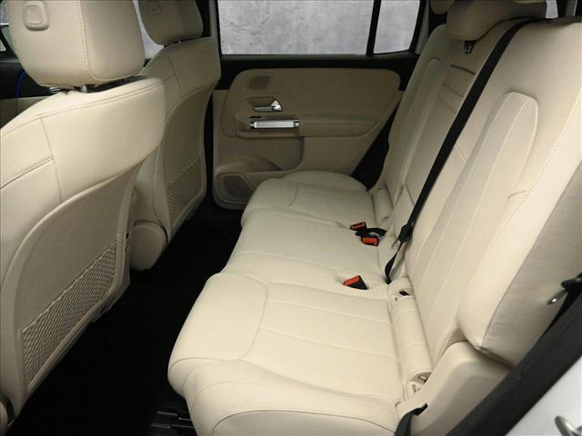 new 2025 Mercedes-Benz GLB 250 car, priced at $51,095