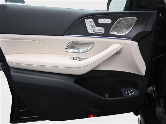 new 2025 Mercedes-Benz GLS 450 car, priced at $96,870