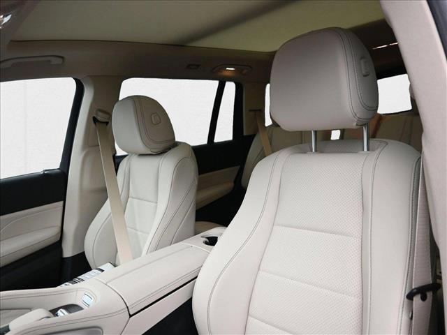 new 2025 Mercedes-Benz GLS 450 car, priced at $96,870