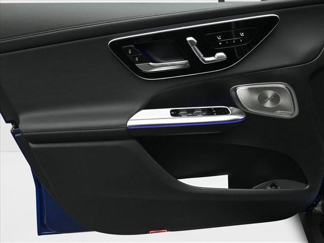 new 2025 Mercedes-Benz GLC 300 car, priced at $60,875