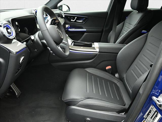 new 2025 Mercedes-Benz GLC 300 car, priced at $60,875