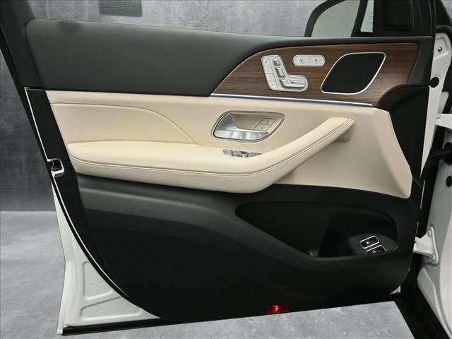 new 2025 Mercedes-Benz GLE 450e car, priced at $76,110