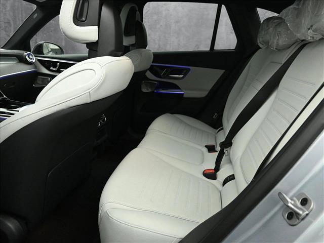 new 2025 Mercedes-Benz GLC 300 car, priced at $61,705