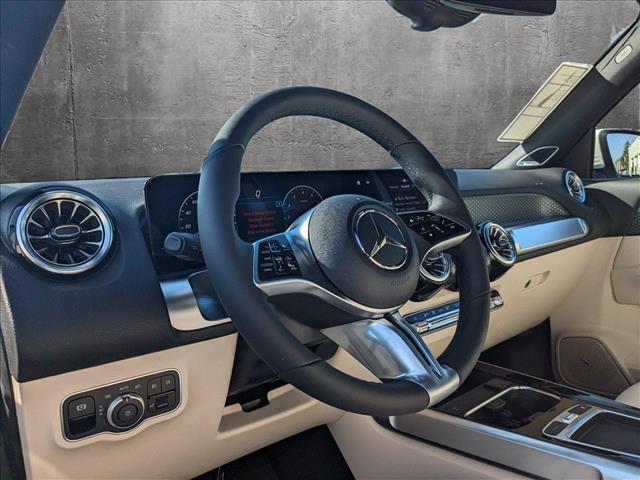 new 2024 Mercedes-Benz GLB 250 car, priced at $51,325