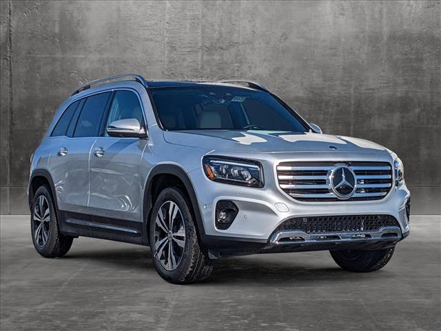 new 2024 Mercedes-Benz GLB 250 car, priced at $55,090