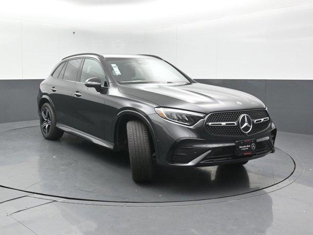 new 2025 Mercedes-Benz GLC 300 car, priced at $62,235
