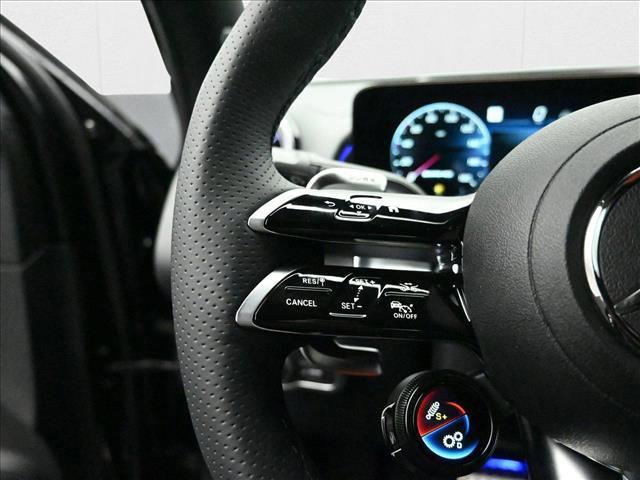 new 2025 Mercedes-Benz AMG GLB 35 car, priced at $71,940