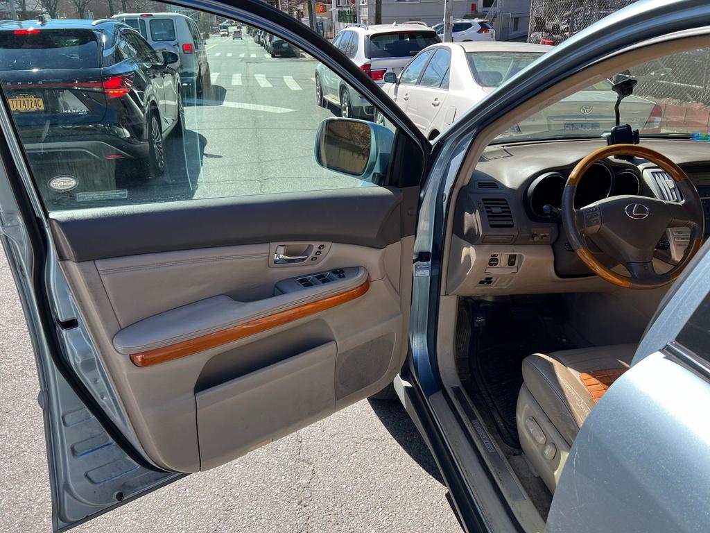 used 2004 Lexus RX 330 car, priced at $3,500