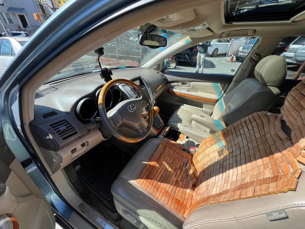 used 2004 Lexus RX 330 car, priced at $3,500