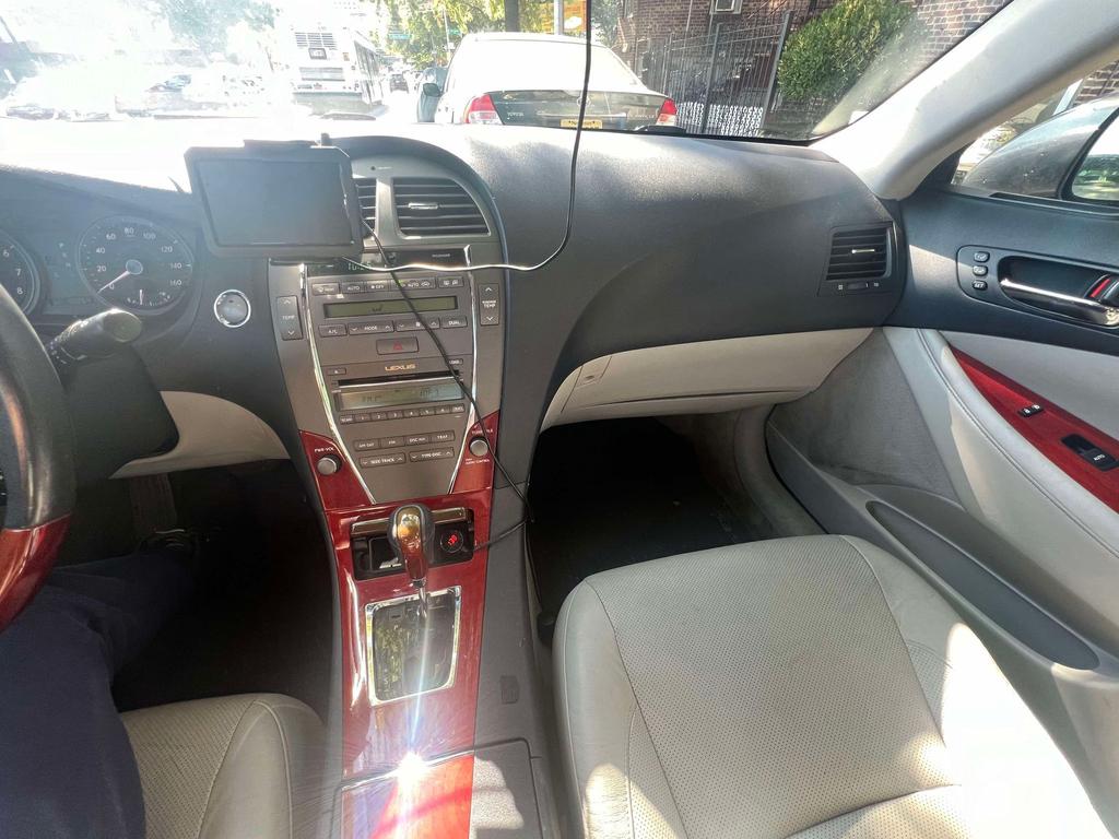 used 2009 Lexus ES 350 car, priced at $8,900