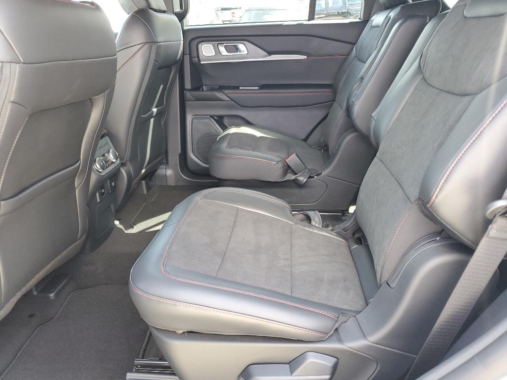new 2025 Ford Explorer car, priced at $62,255