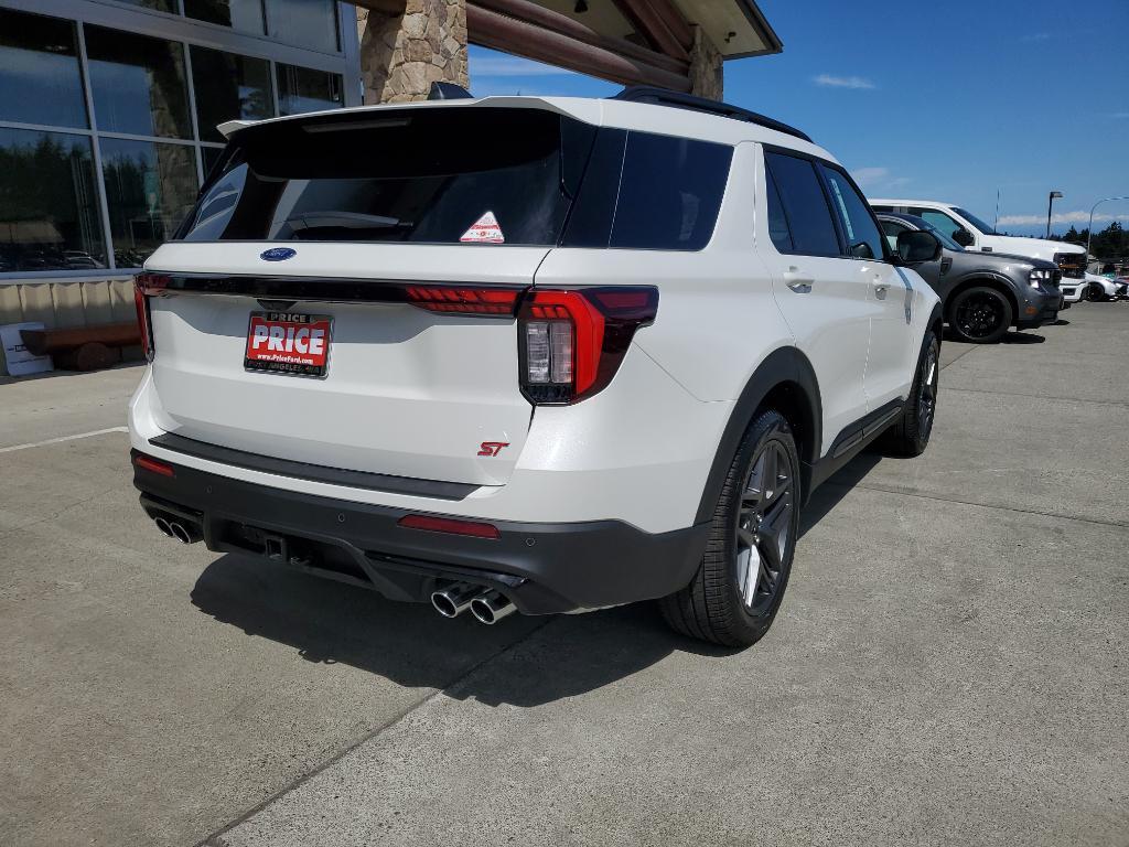 new 2025 Ford Explorer car, priced at $62,255