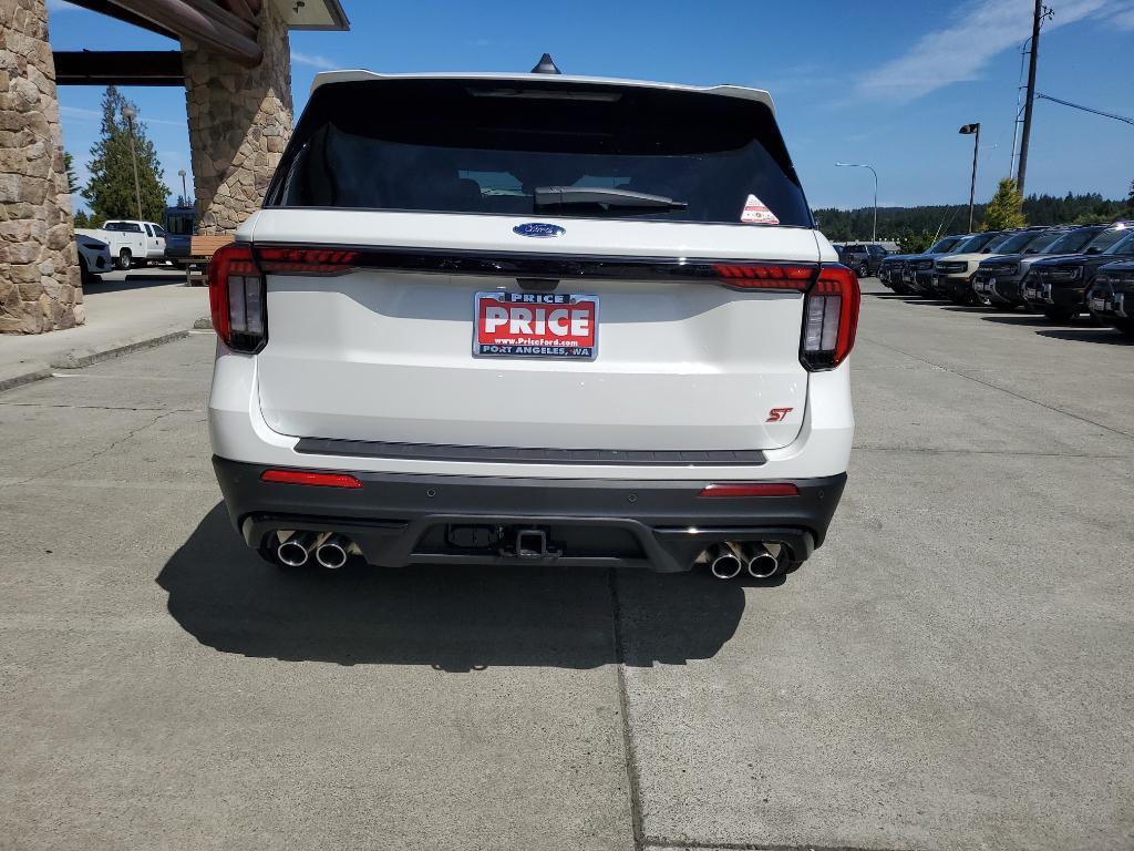new 2025 Ford Explorer car, priced at $62,255