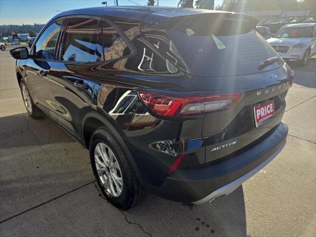 new 2025 Ford Escape car, priced at $31,384