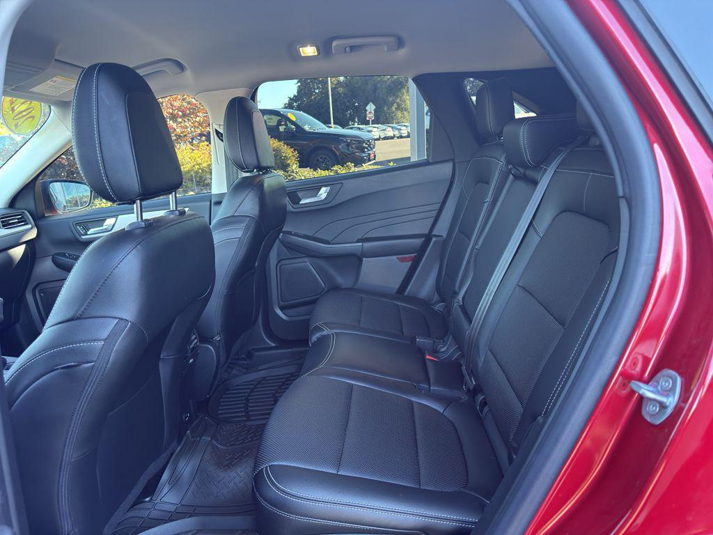 used 2022 Ford Escape car, priced at $24,999