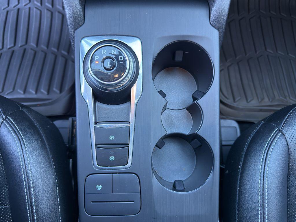 used 2022 Ford Escape car, priced at $24,999