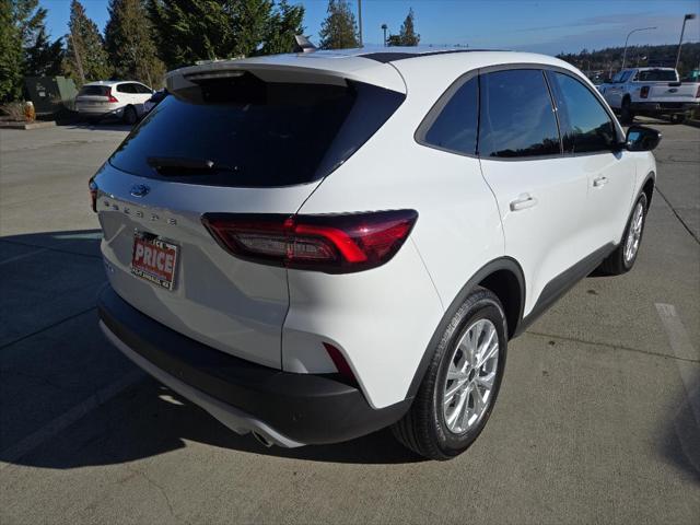 new 2025 Ford Escape car, priced at $29,999