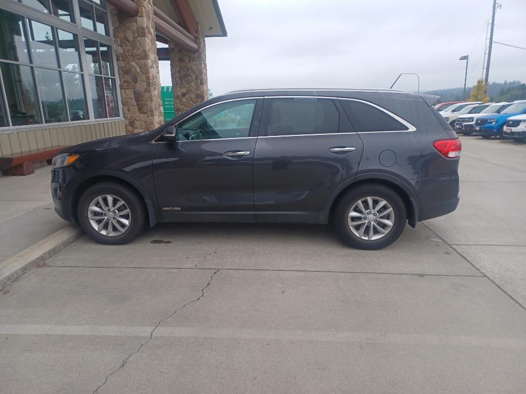 used 2017 Kia Sorento car, priced at $13,999
