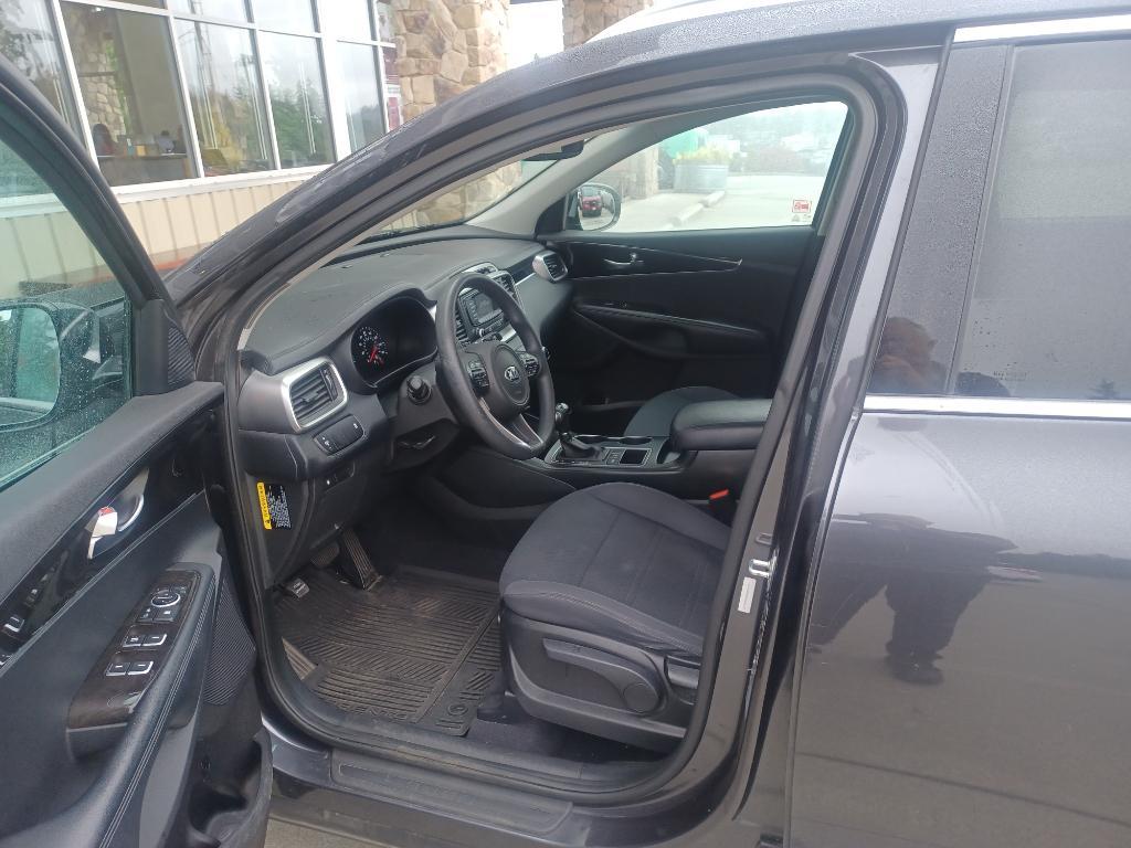 used 2017 Kia Sorento car, priced at $13,999