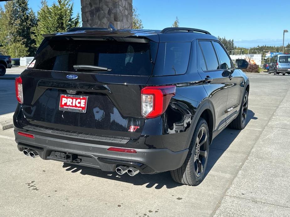 new 2024 Ford Explorer car, priced at $60,610