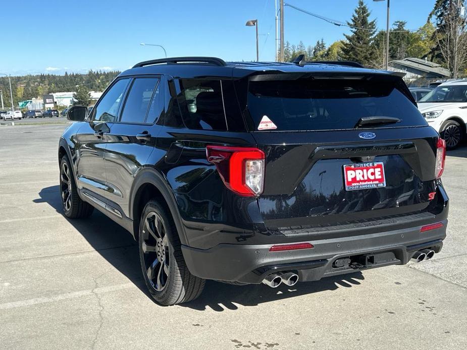 new 2024 Ford Explorer car, priced at $60,610